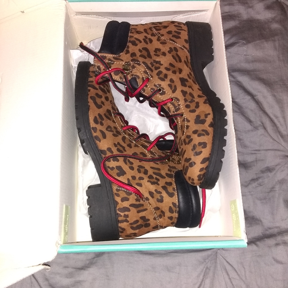 Maurice's leopard boots